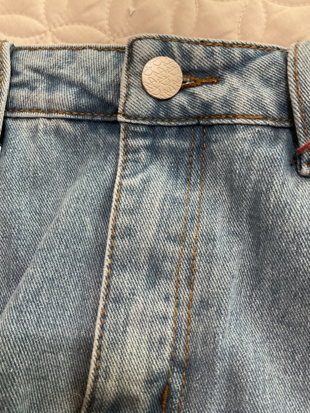 Denim Blvd Los Angeles Med Wash Distressed Denim Mini Skirt Size Medium NWT - Picture 7 of 12